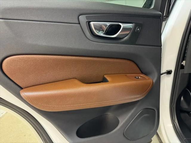 2019 Volvo XC60 T5 Momentum