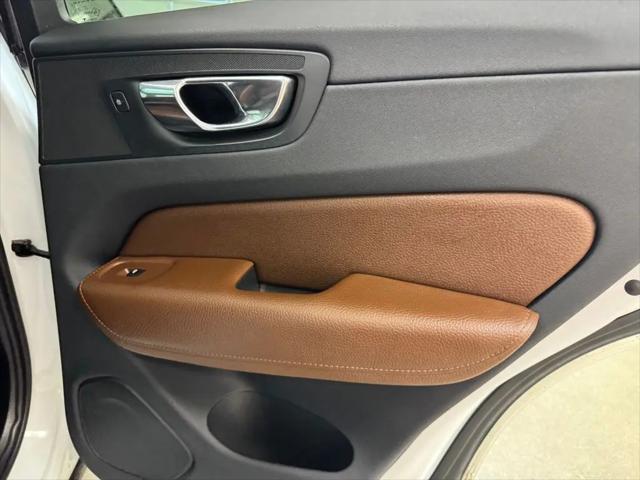 2019 Volvo XC60 T5 Momentum