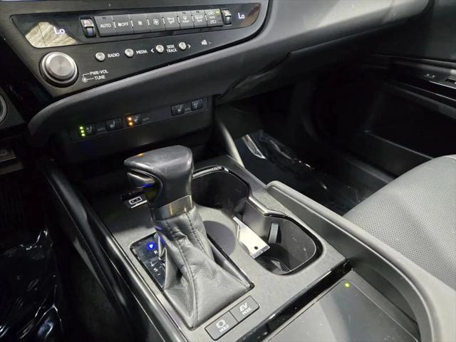 2023 Lexus ES 300h 300h