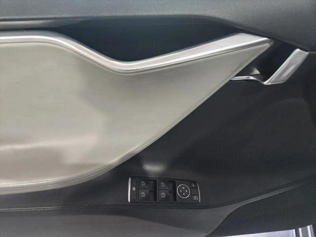 2013 Tesla Model S Performance