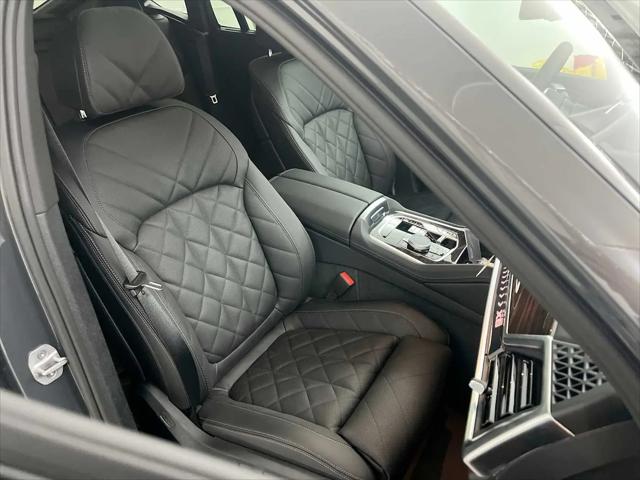 2027 BMW X6 xDrive40i