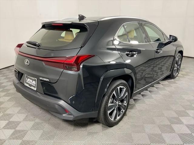 2025 Lexus 300 Premium