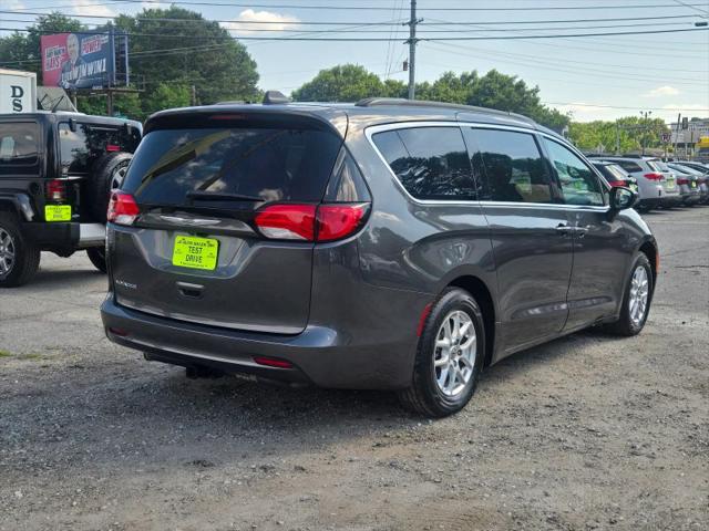 2021 Chrysler Voyager LXI
