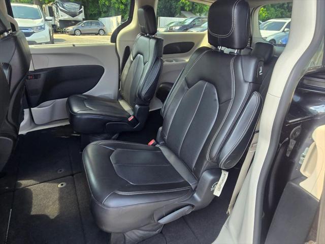 2021 Chrysler Voyager LXI