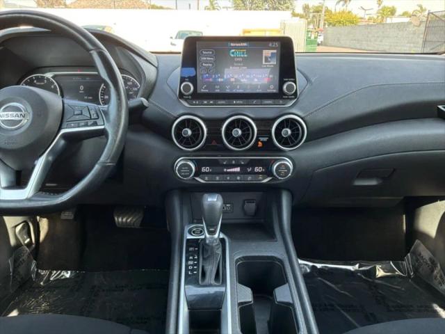 2023 Nissan Sentra SV Xtronic CVT