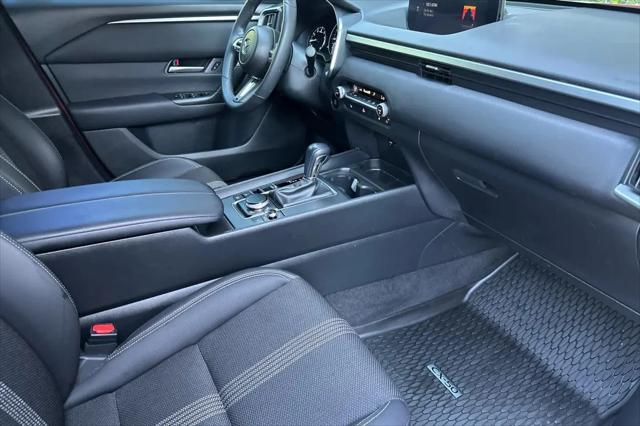2024 Mazda CX-50 2.5 S Preferred