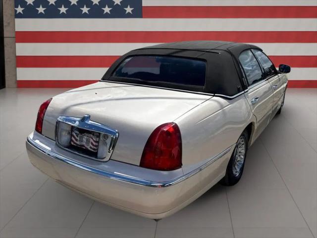 1998 Lincoln Town Car Cartier
