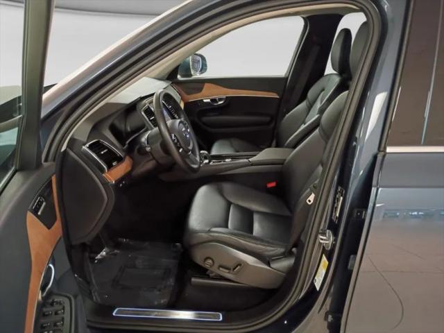 2023 Volvo XC90 Recharge T8 Plus 6-Seater