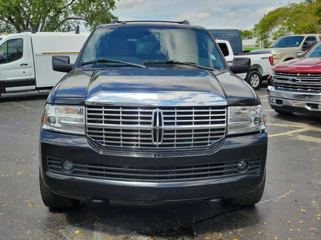 2012 Lincoln Navigator Base