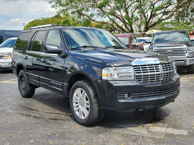2012 Lincoln Navigator Base