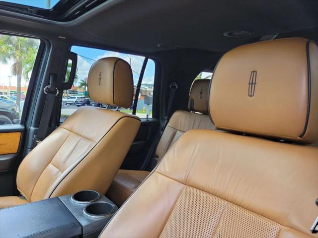 2012 Lincoln Navigator Base