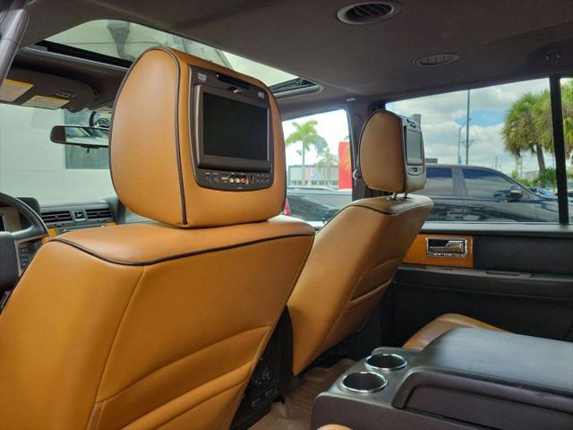 2012 Lincoln Navigator Base