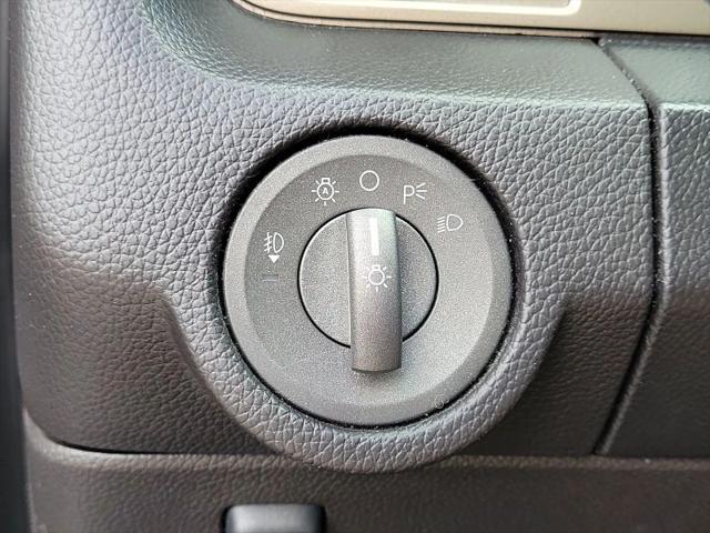 2012 Lincoln Navigator Base
