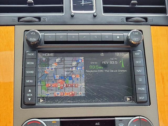 2012 Lincoln Navigator Base