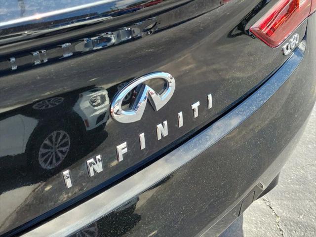 2017 INFINITI Q60 2.0t