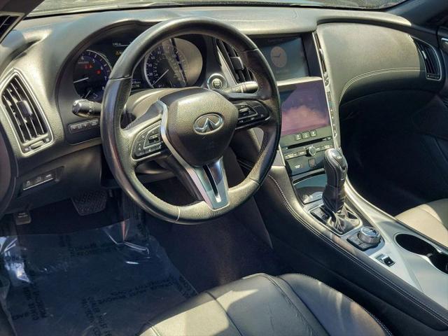 2017 INFINITI Q60 2.0t