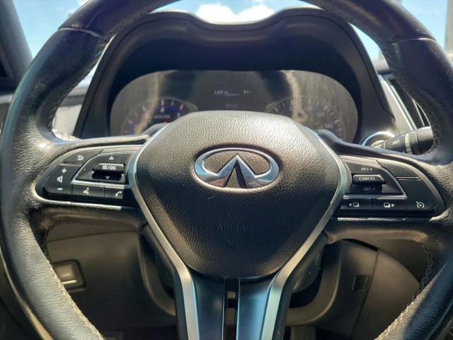 2017 INFINITI Q60 2.0t