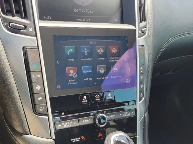 2017 INFINITI Q60 2.0t