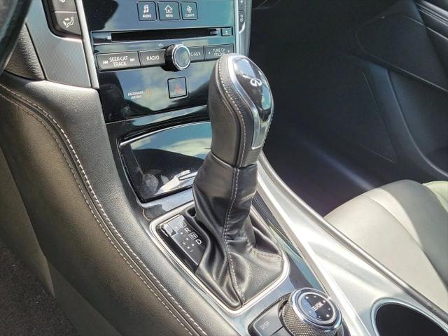 2017 INFINITI Q60 2.0t