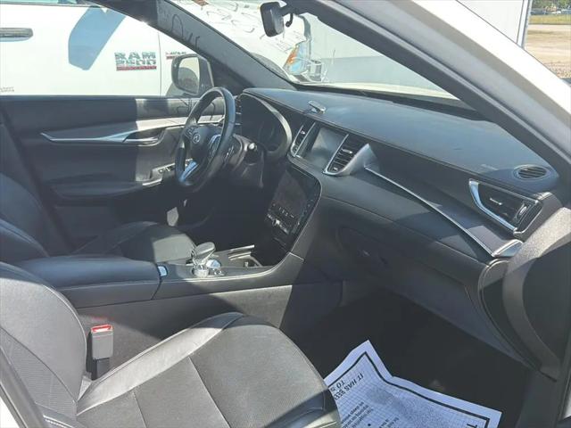 2022 INFINITI QX50 LUXE AWD