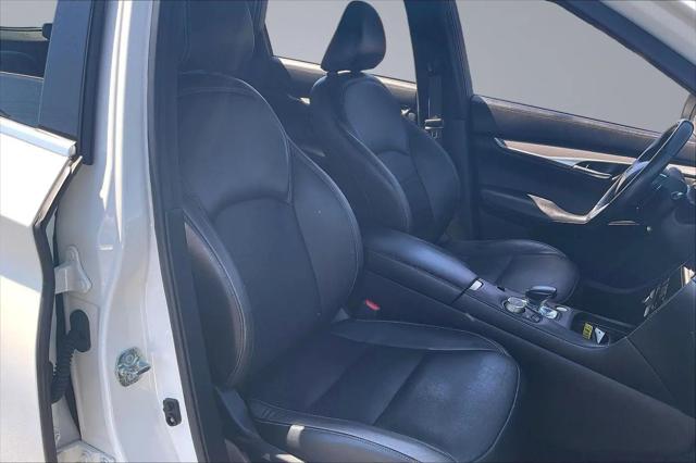 2022 INFINITI QX50 LUXE AWD