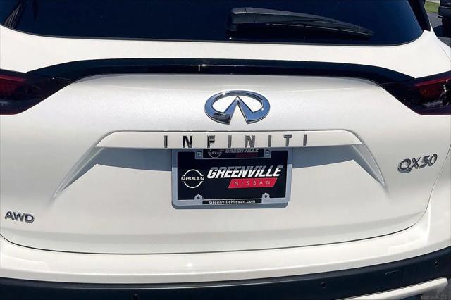 2022 INFINITI QX50 LUXE AWD