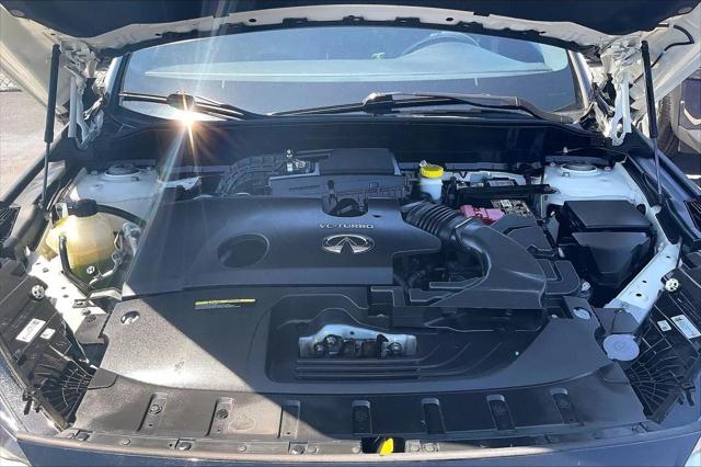 2022 INFINITI QX50 LUXE AWD