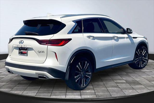 2022 INFINITI QX50 LUXE AWD