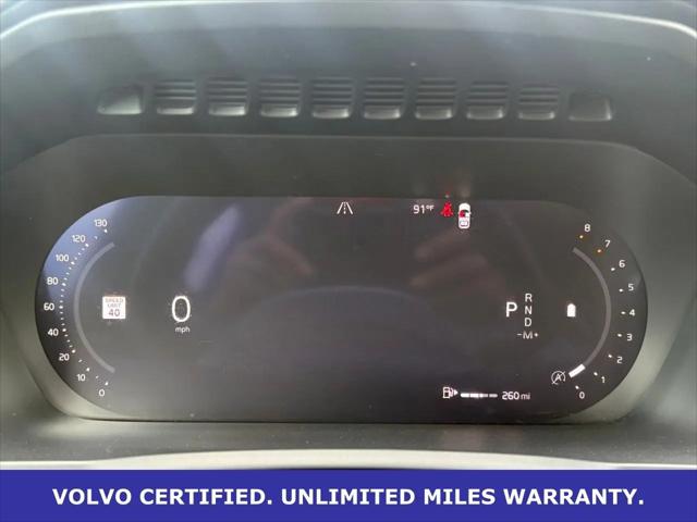 2025 Volvo XC90 B6 Plus 7-Seater