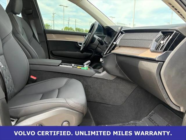2025 Volvo XC90 B6 Plus 7-Seater