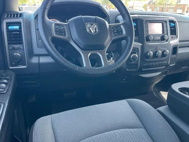 2024 Ram 1500 Classic SLT Quad Cab 4x2 6'4" Box