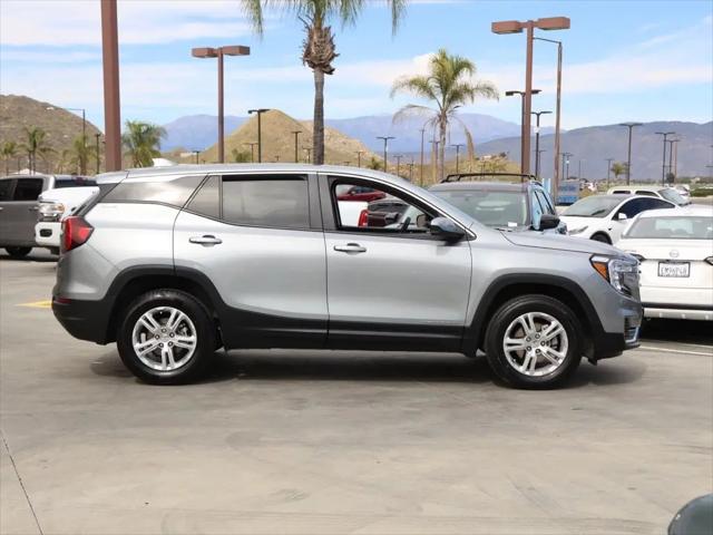 2024 GMC Terrain AWD SLE