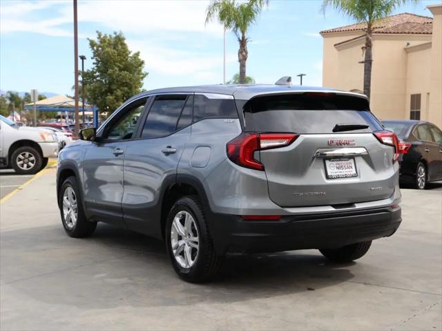 2024 GMC Terrain AWD SLE