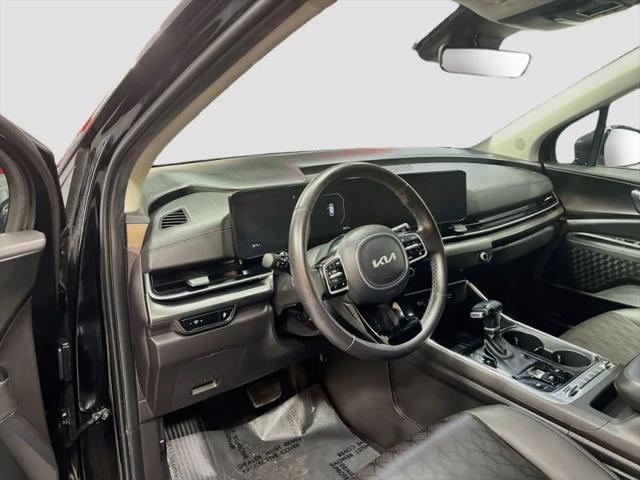 2025 Kia Carnival MPV SX