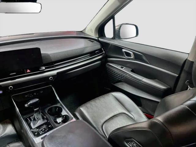 2025 Kia Carnival MPV SX