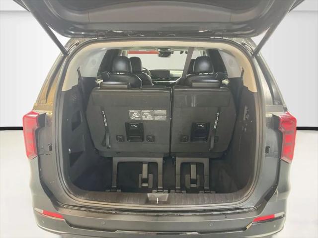 2025 Kia Carnival MPV SX