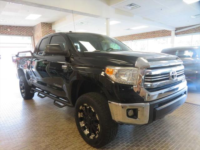 2016 Toyota Tundra SR5 5.7L V8
