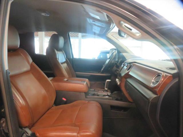 2016 Toyota Tundra SR5 5.7L V8