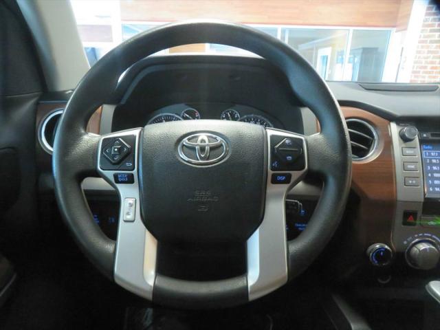2016 Toyota Tundra SR5 5.7L V8