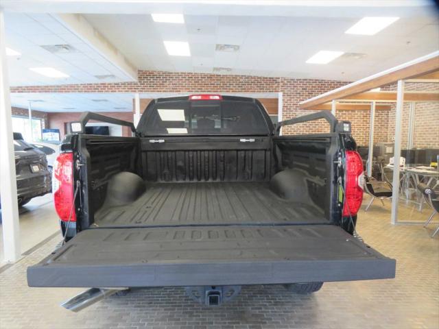 2016 Toyota Tundra SR5 5.7L V8