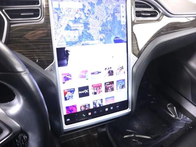 2015 Tesla Model S 70D