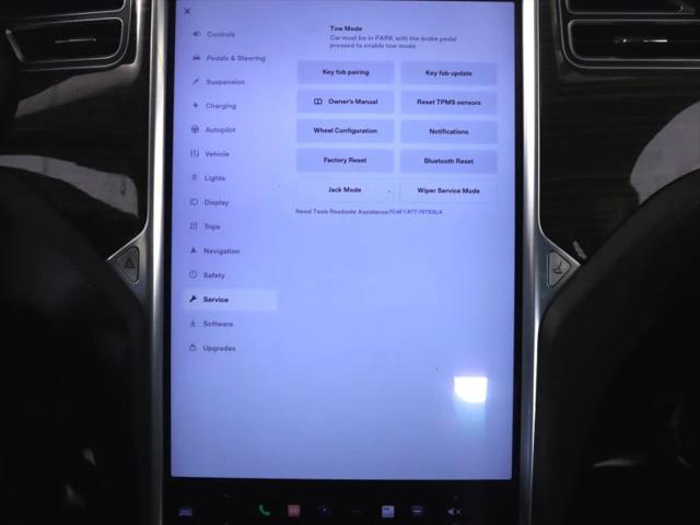 2015 Tesla Model S 70D