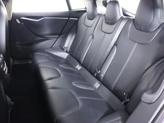 2015 Tesla Model S 70D