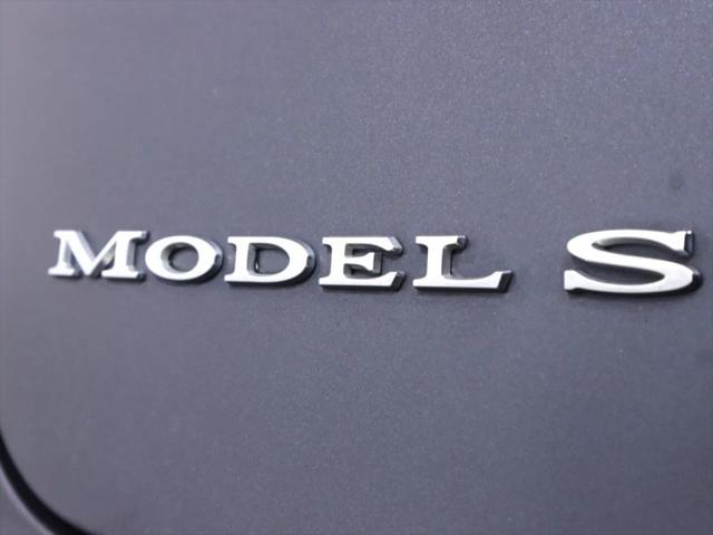 2015 Tesla Model S 70D