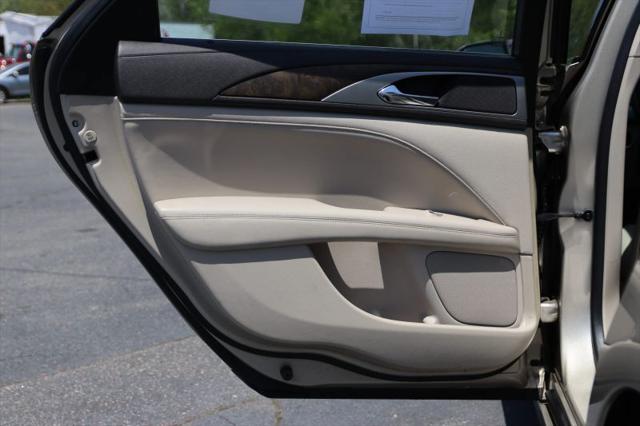 2017 Lincoln MKZ Hybrid Reserve