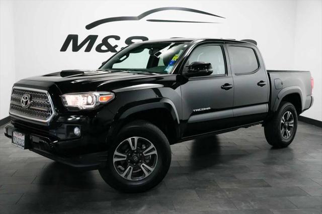 2017 Toyota Tacoma TRD Sport