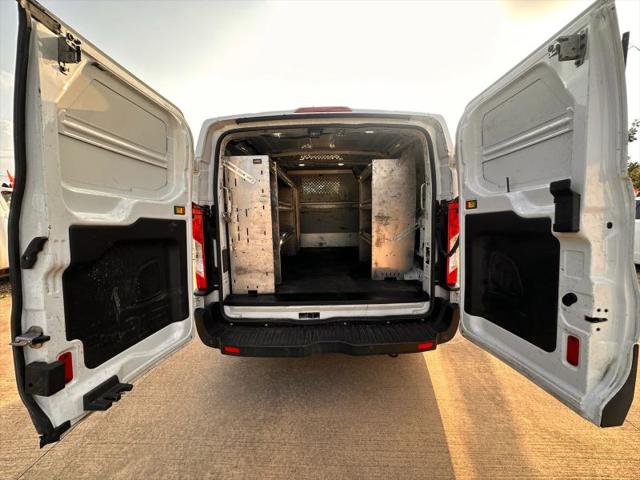 2019 Ford Transit w/60/40 Side Door w/RWB