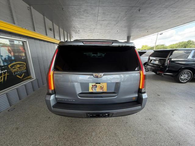 2018 Cadillac Escalade ESV Luxury