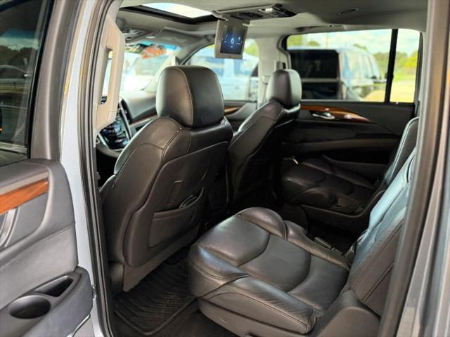 2018 Cadillac Escalade ESV Luxury