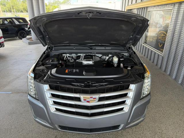 2018 Cadillac Escalade ESV Luxury